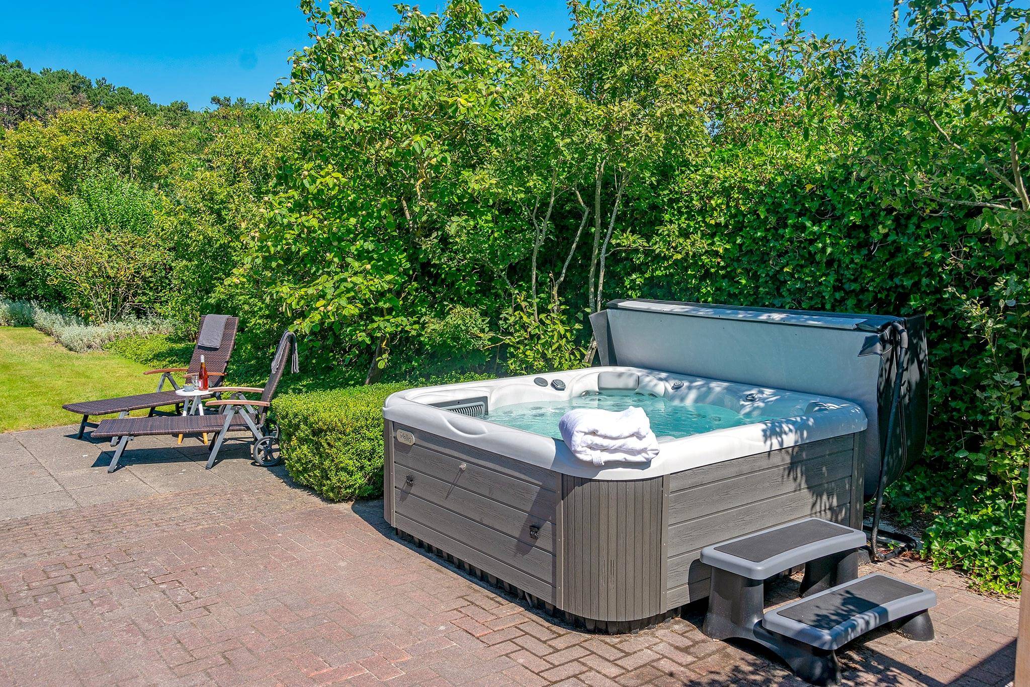 Huisje Terschelling met jacuzzi DAS